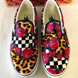 VANS CLASSIC SLIP-ON ROSE/ANIMAL Checkerboard Retro Shoes Women’s Size 8 Men 6.5